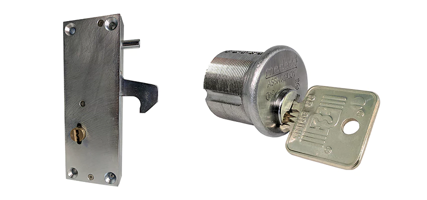 RR Fence Gates Brink Locks Repair in Lemoore Station, California